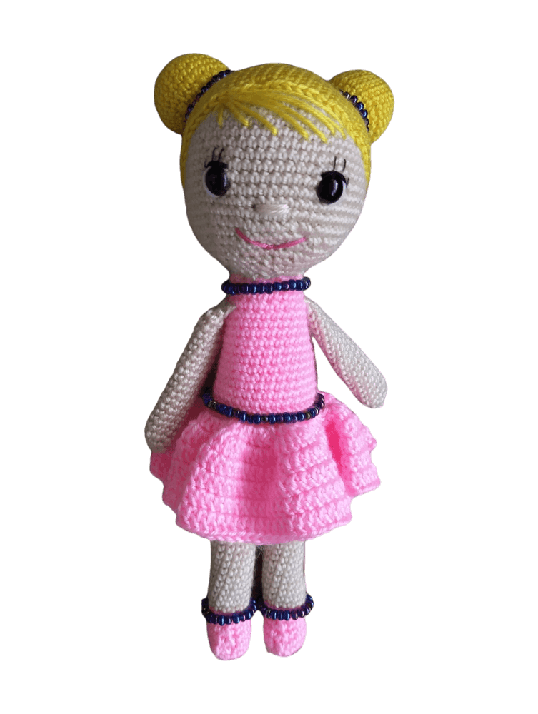 Muñeca amigurumi pequeña